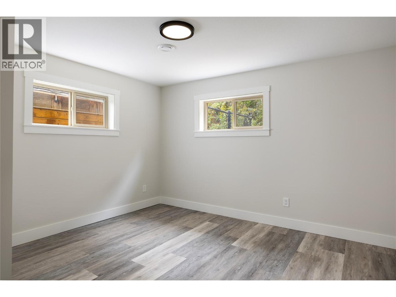 6454 Holbrook Road, Vernon, BC - Indoor Photo Showing Other Room