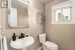 Powder room -