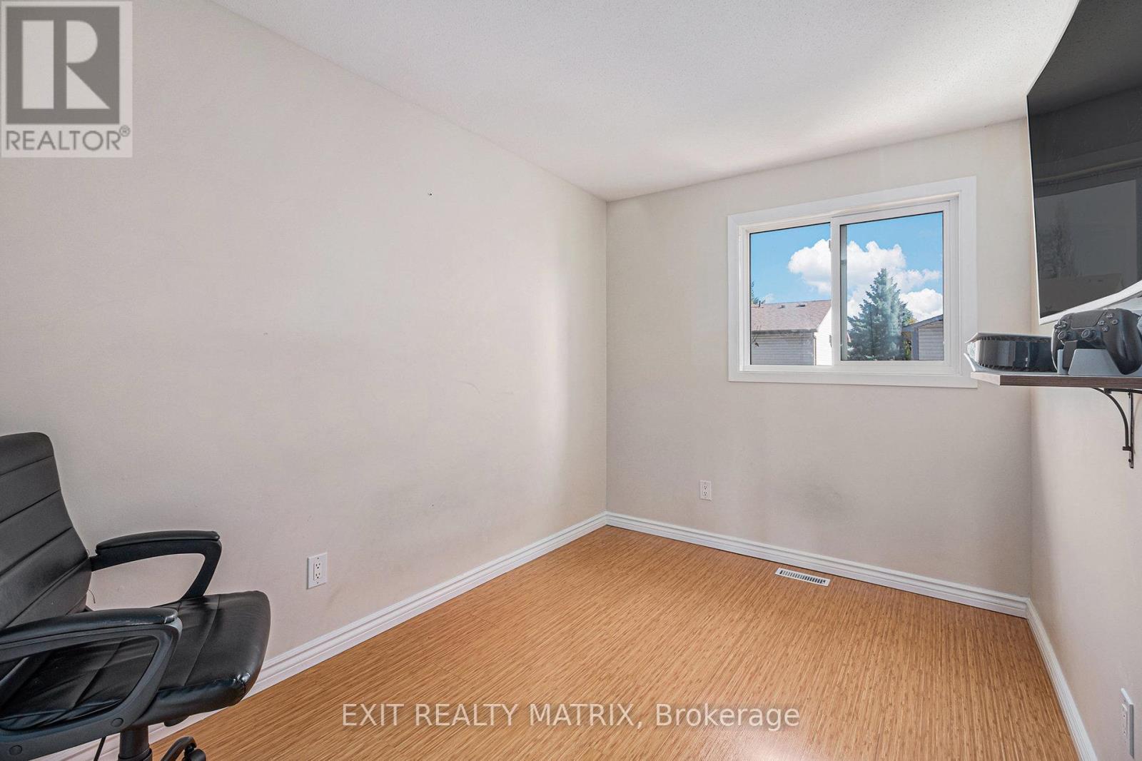 1432 Deavy Way E, Ottawa, ON - Indoor