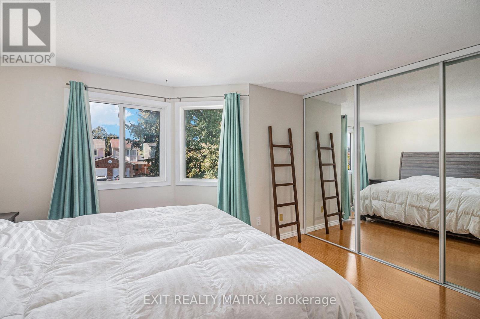 1432 Deavy Way E, Ottawa, ON - Indoor Photo Showing Bedroom