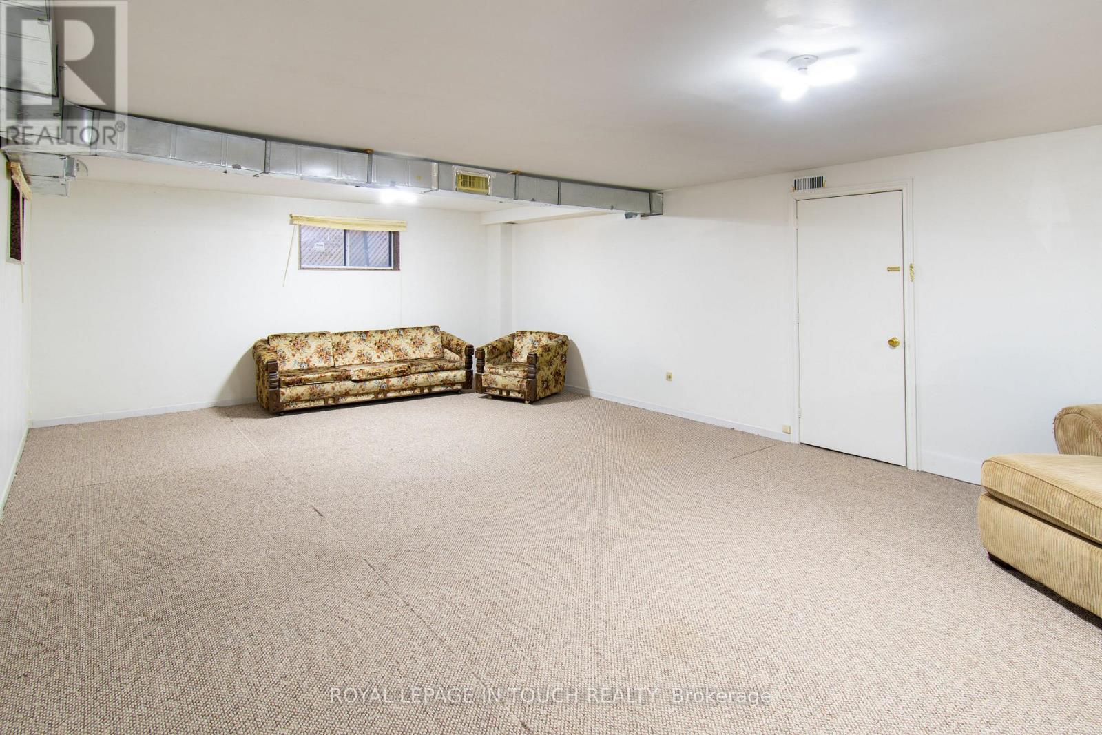 21 Robins Point Road, Tay, ON - Indoor