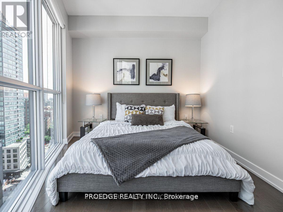 1504 - 1 The Esplanade Street, Toronto, ON - Indoor Photo Showing Bedroom