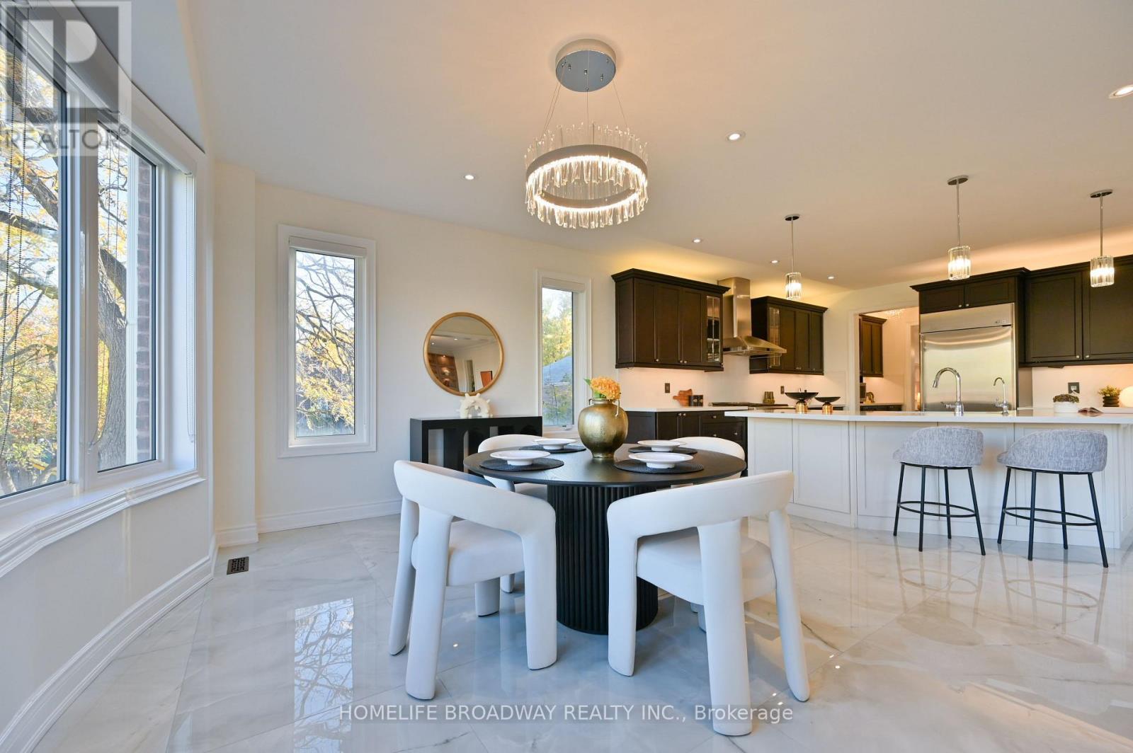 breakfast area - 55 Avenue Road, Richmond Hill, ON - Indoor