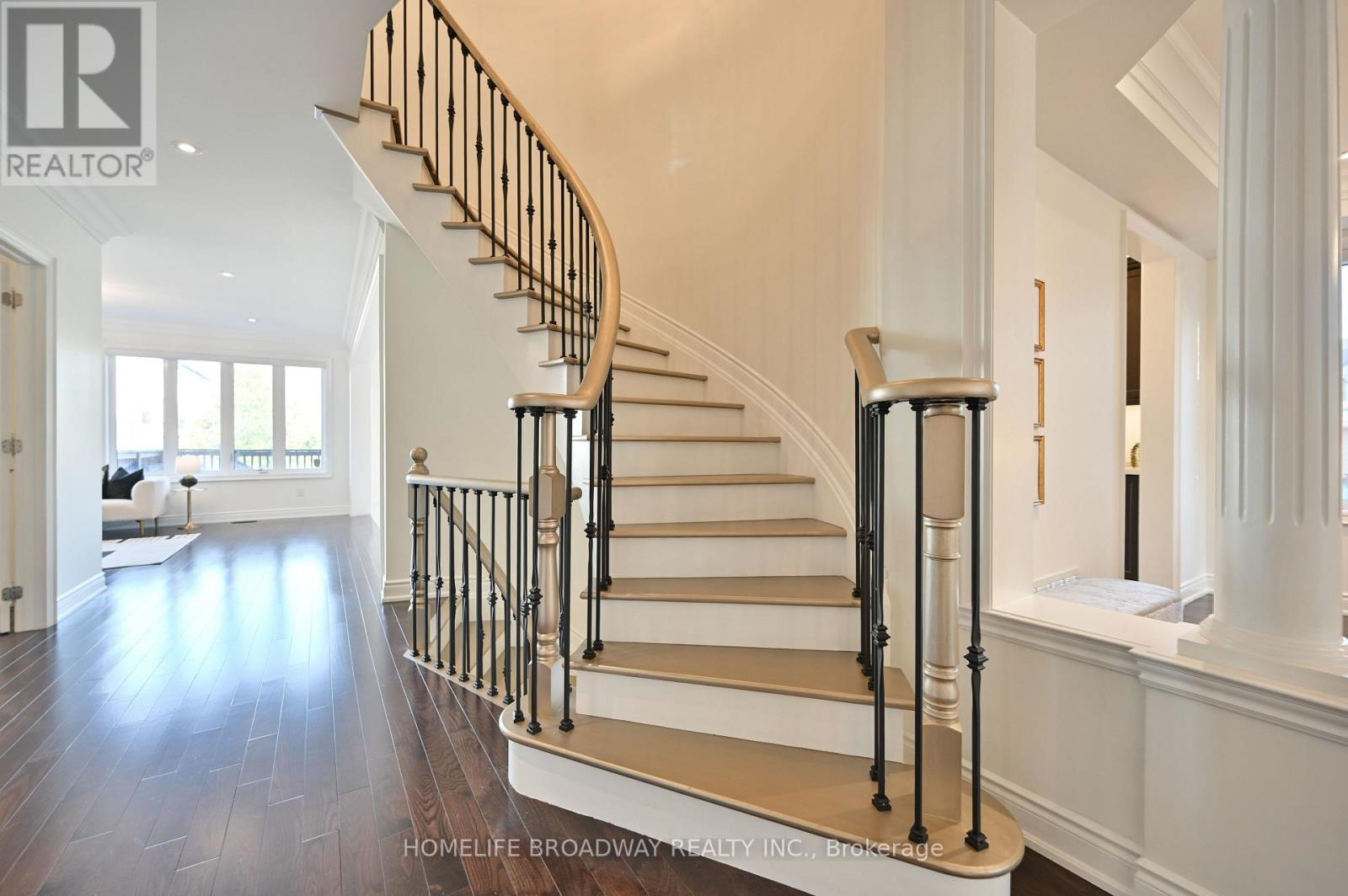 stairs - 55 Avenue Road, Richmond Hill, ON - Indoor Photo Showing Other Room