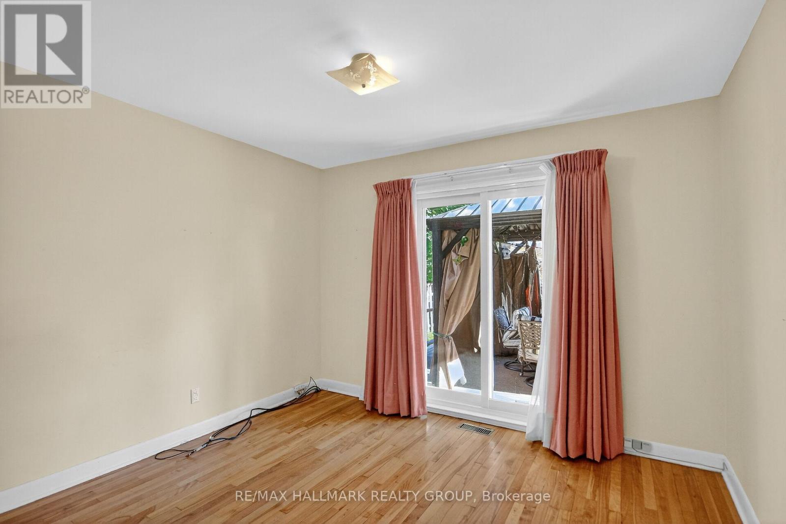 1281 Erindale Drive, Ottawa, ON - Indoor Photo Showing Other Room