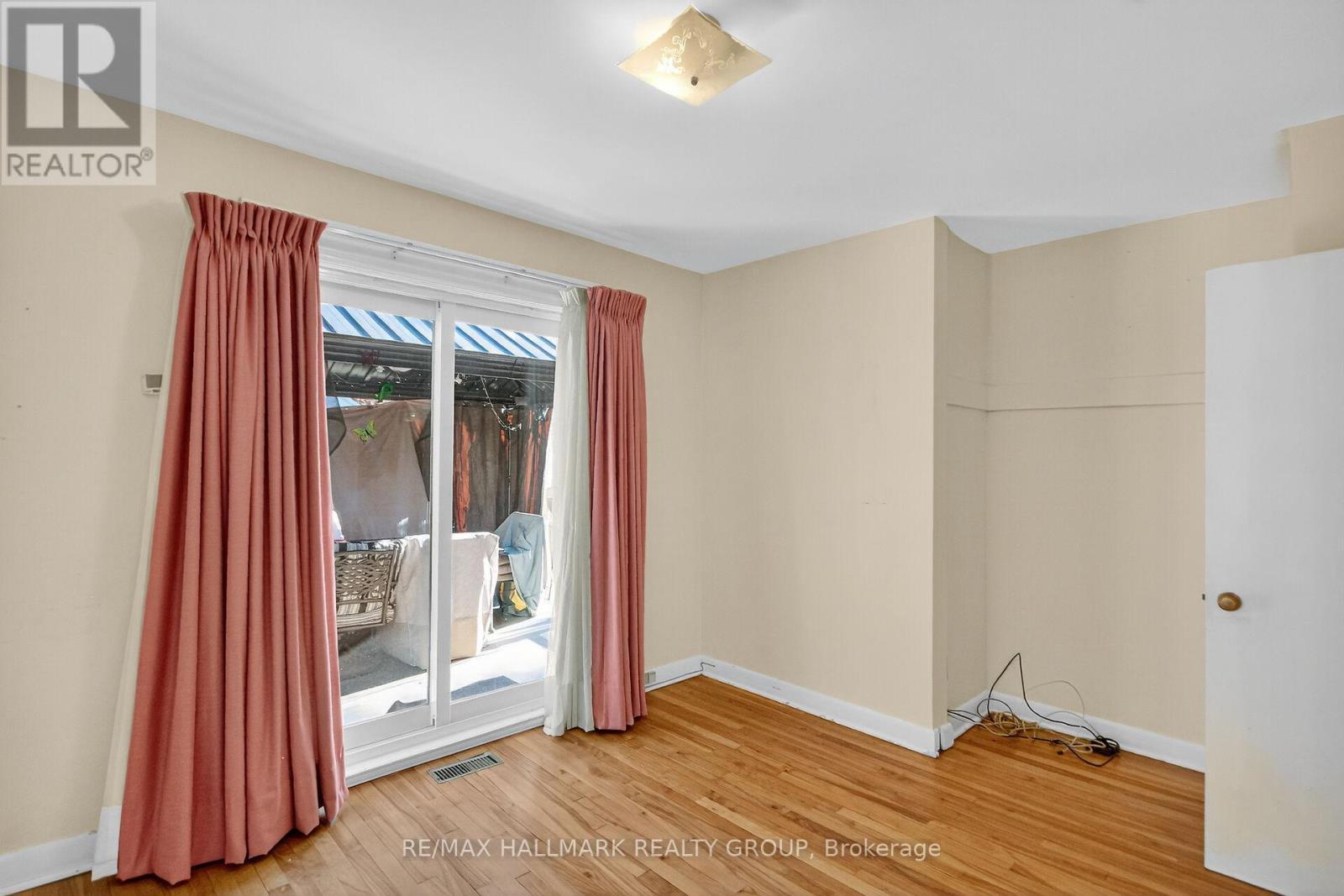 1281 Erindale Drive, Ottawa, ON - Indoor Photo Showing Other Room