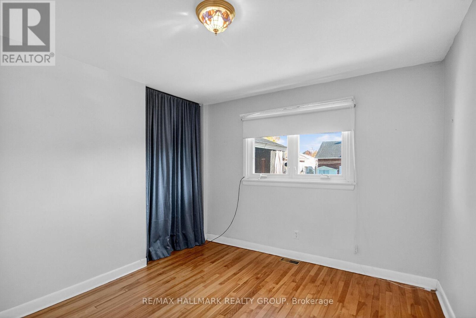 1281 Erindale Drive, Ottawa, ON - Indoor Photo Showing Other Room