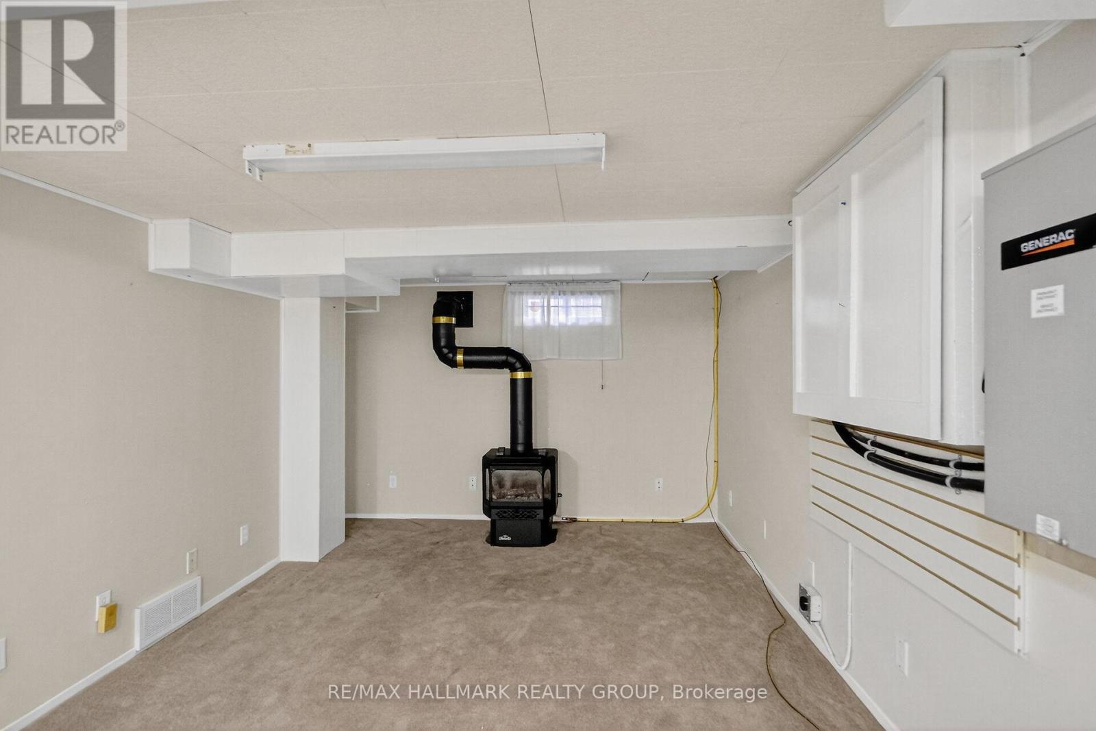 1281 Erindale Drive, Ottawa, ON - Indoor Photo Showing Basement