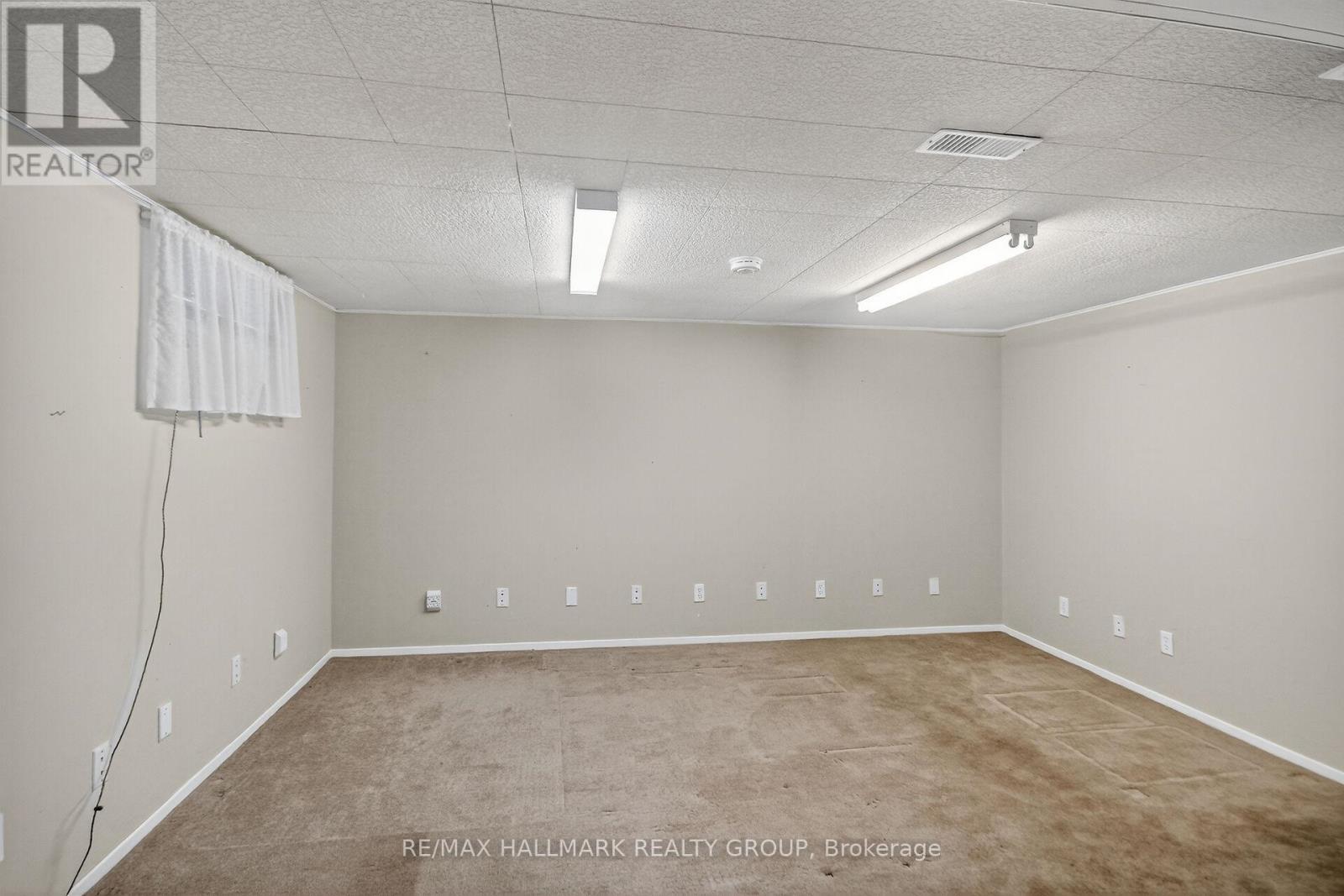 1281 Erindale Drive, Ottawa, ON - Indoor Photo Showing Other Room