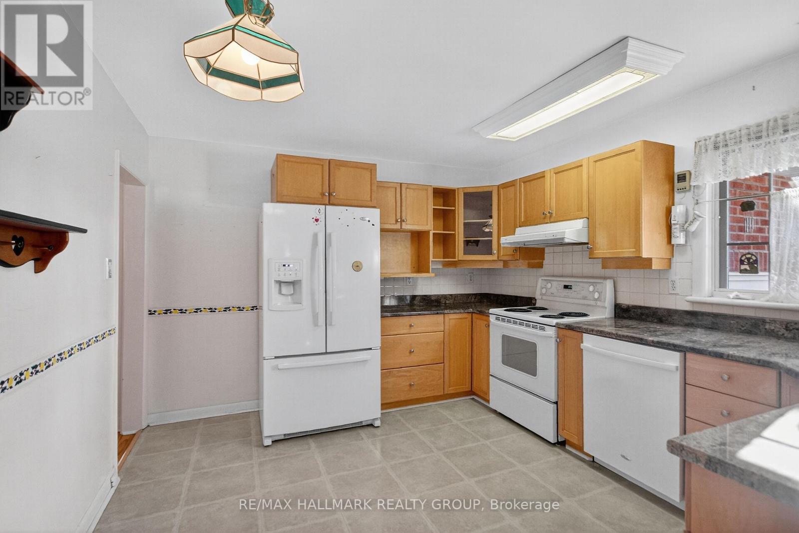 1281 Erindale Drive, Ottawa, ON - Indoor Photo Showing Kitchen
