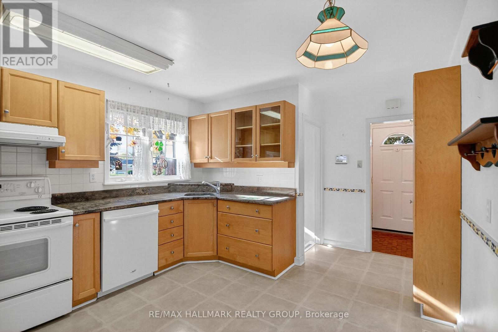 1281 Erindale Drive, Ottawa, ON - Indoor Photo Showing Kitchen