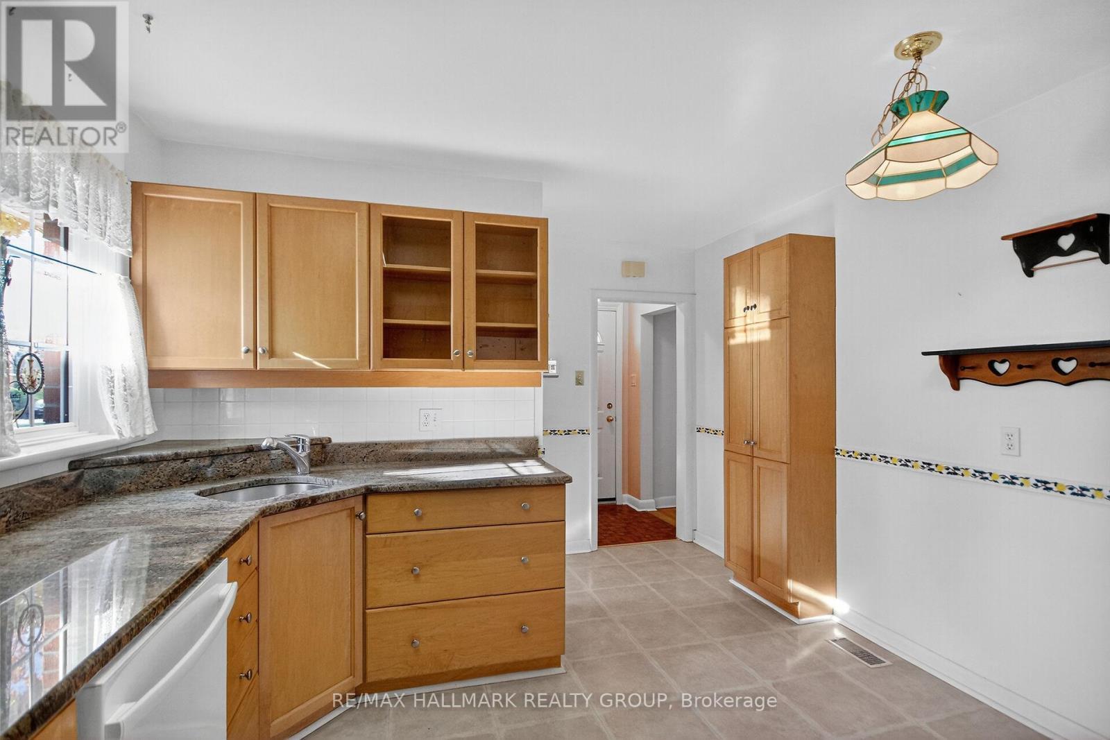 1281 Erindale Drive, Ottawa, ON - Indoor Photo Showing Kitchen
