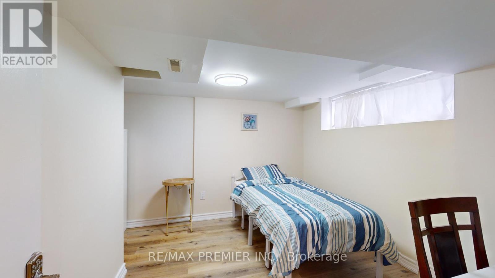 236 Thistle Down Boulevard, Toronto, ON - Indoor