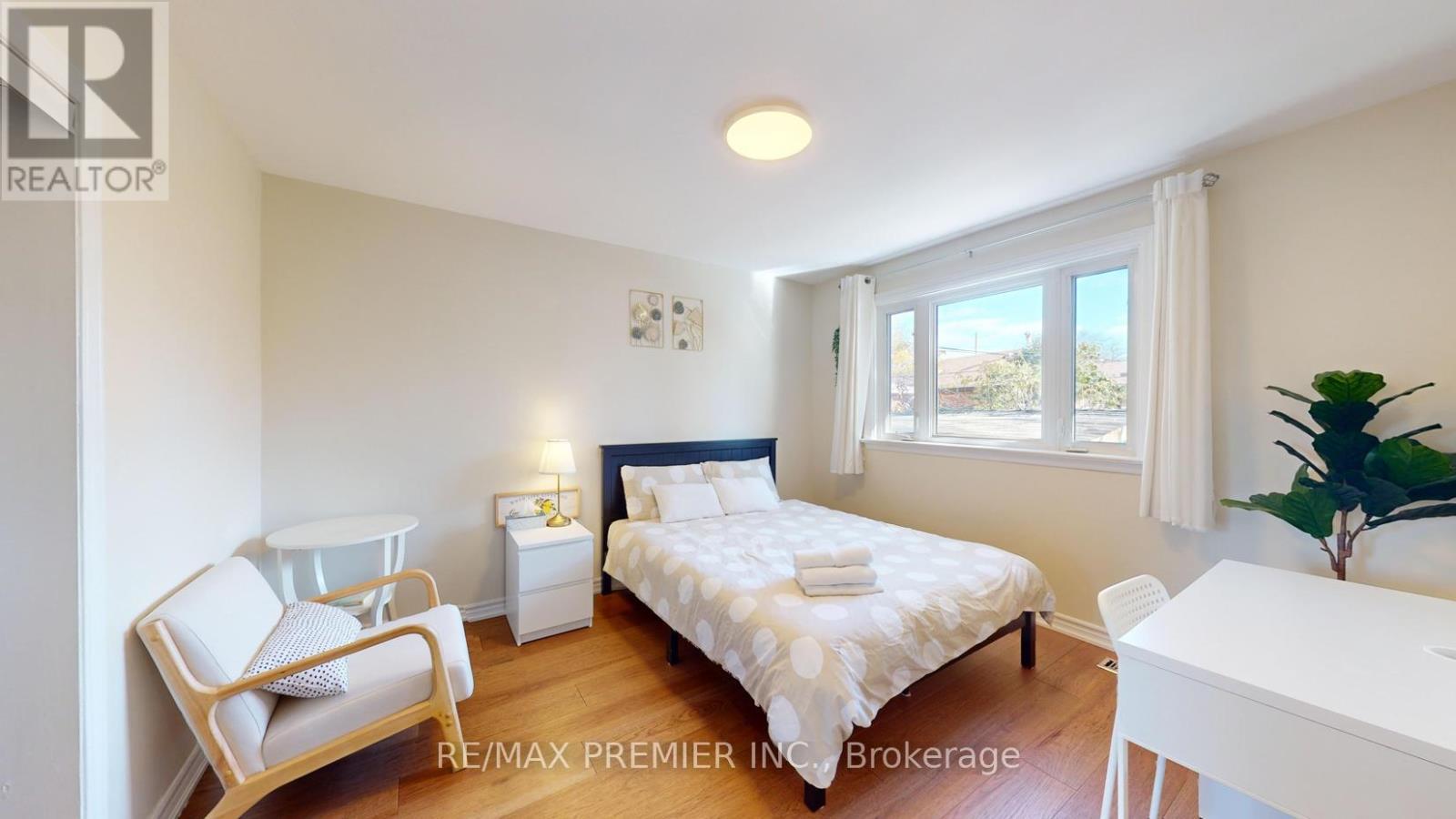 236 Thistle Down Boulevard, Toronto, ON - Indoor Photo Showing Bedroom