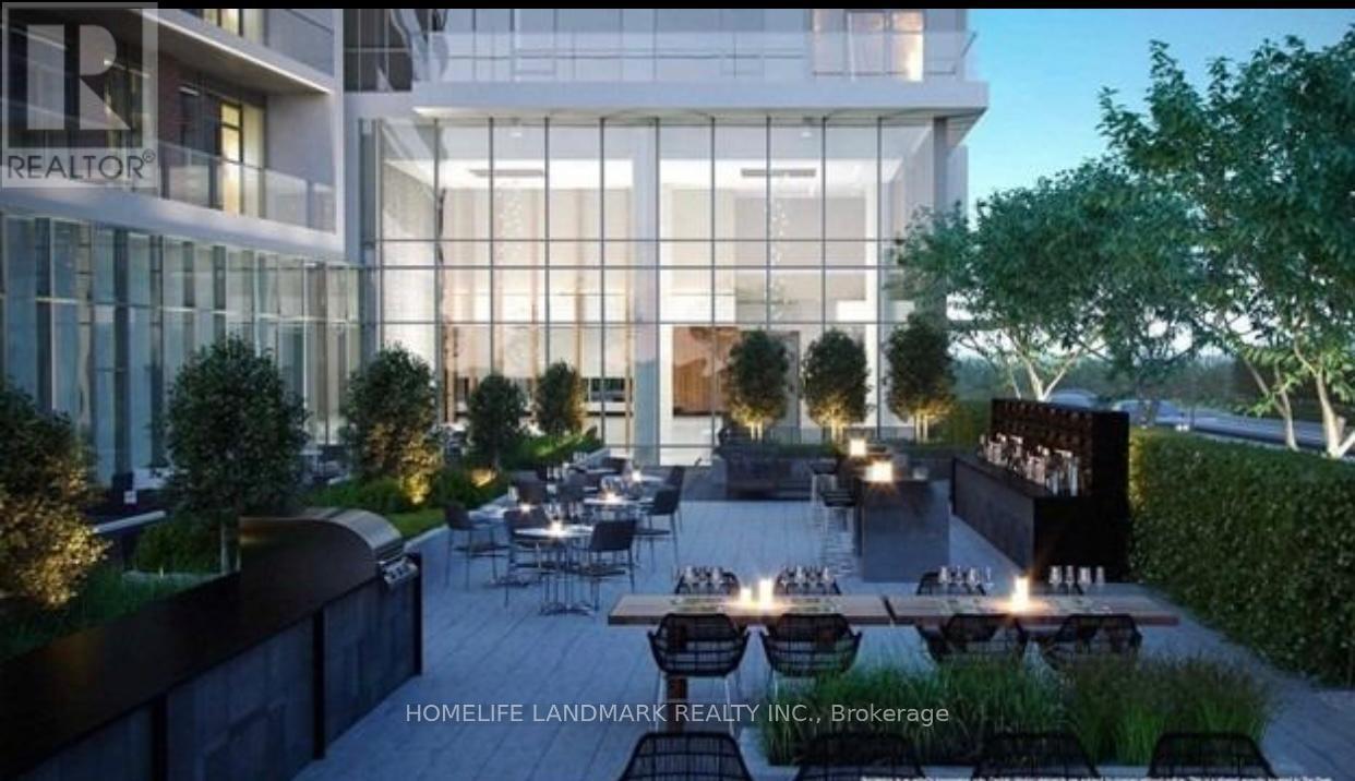 2202 - 32 Forest Manor Road, Toronto, ON - Outdoor