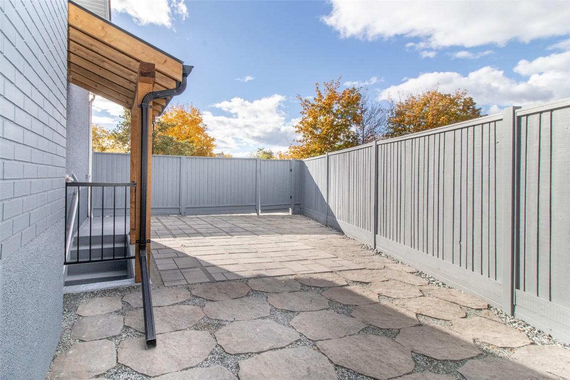 1352 Alder Court, Kelowna, BC - Outdoor