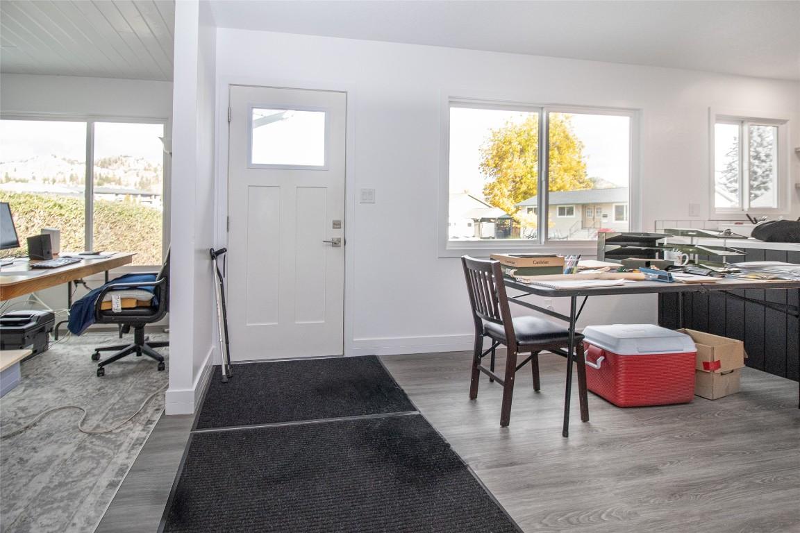 1352 Alder Court, Kelowna, BC - Indoor