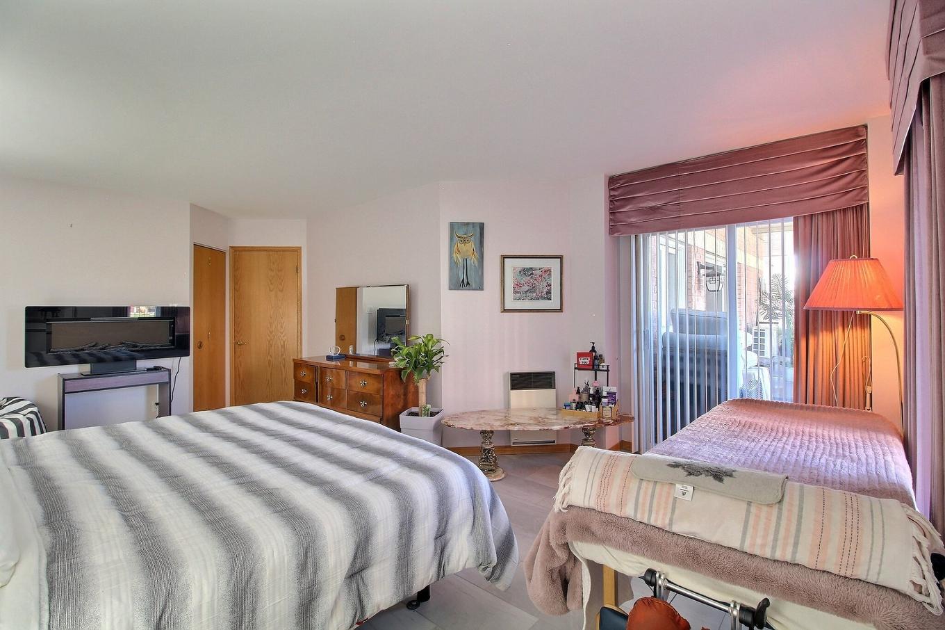 Primary bedroom - 102-190 Rue Don-Bosco N., Sherbrooke (Les Nations), QC - Indoor Photo Showing Bedroom