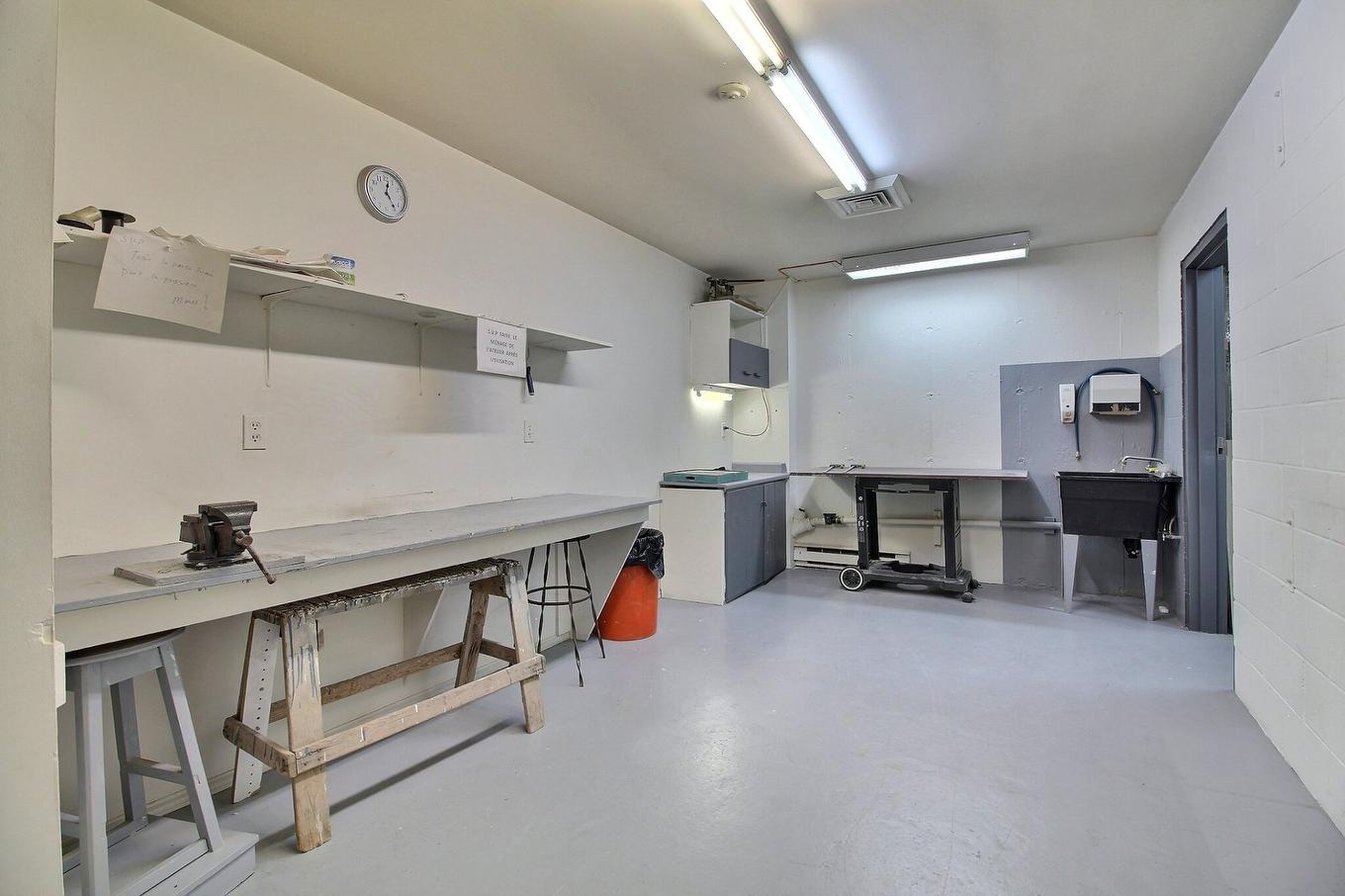 Workshop - 102-190 Rue Don-Bosco N., Sherbrooke (Les Nations), QC - Indoor Photo Showing Other Room