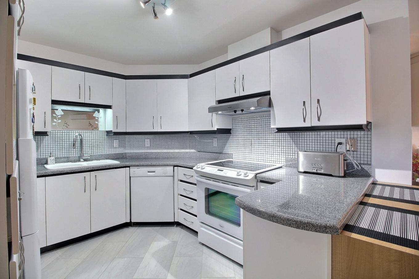 Kitchen - 102-190 Rue Don-Bosco N., Sherbrooke (Les Nations), QC - Indoor Photo Showing Kitchen