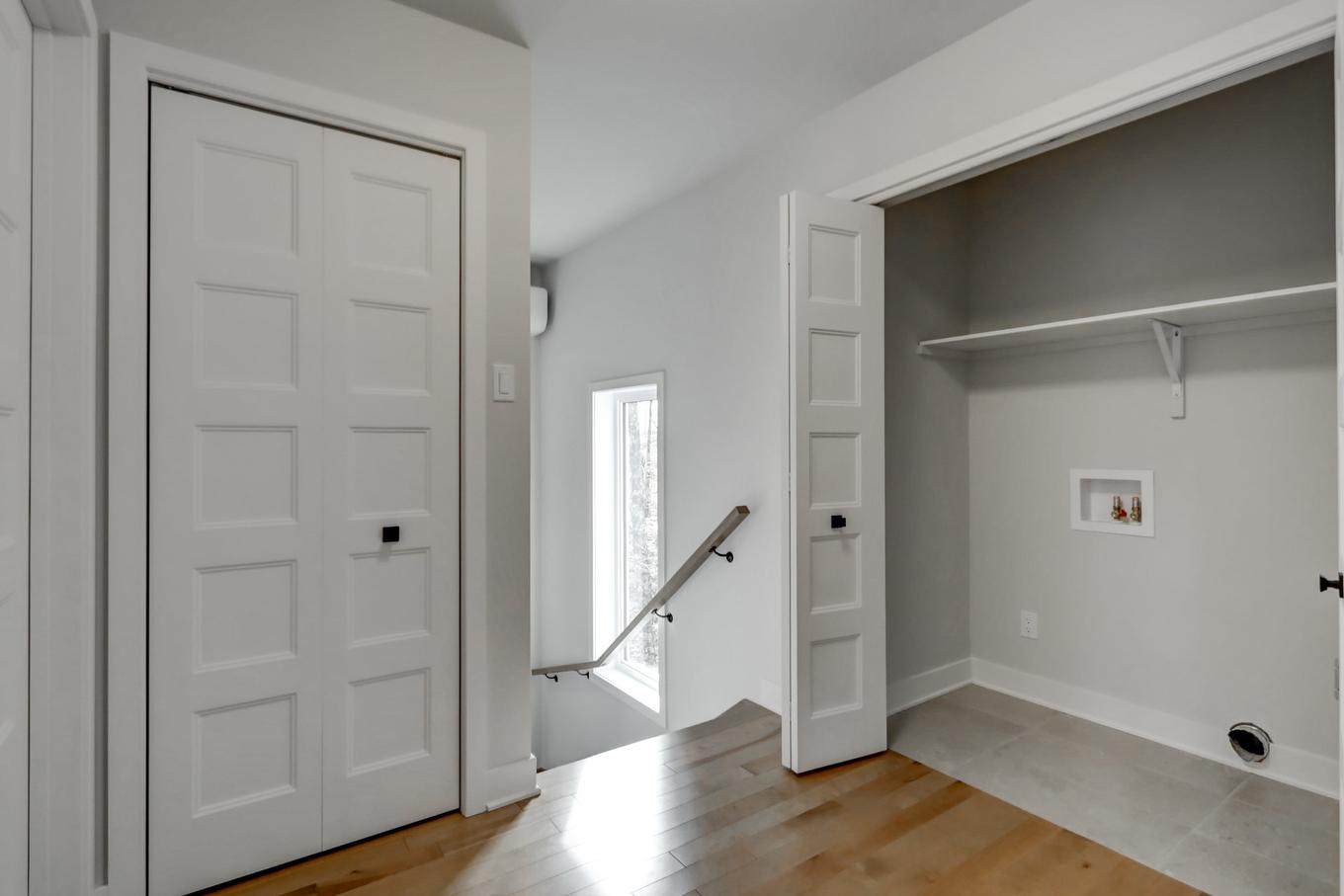 Vue d'ensemble - 84 12E Avenue, Saint-Hippolyte, QC - Indoor Photo Showing Other Room