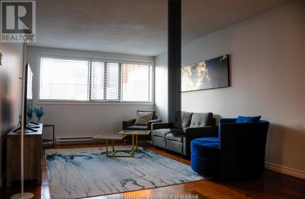380 Pelissier Unit# 307, Windsor, ON - Indoor