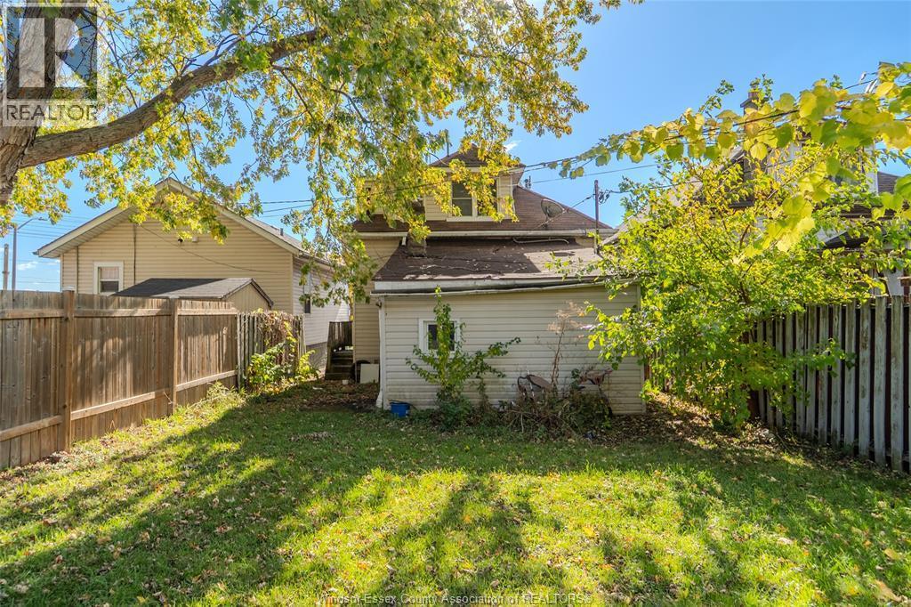 948 Tecumseh Boulevard West, Windsor, ON - Outdoor