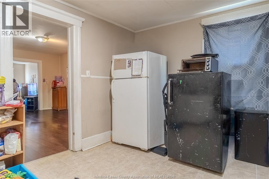 948 Tecumseh Boulevard West, Windsor, ON - Indoor