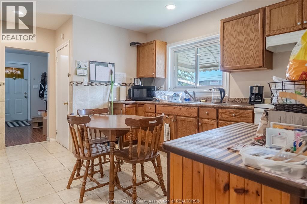 291-93 Belleview Avenue, Windsor, ON - Indoor