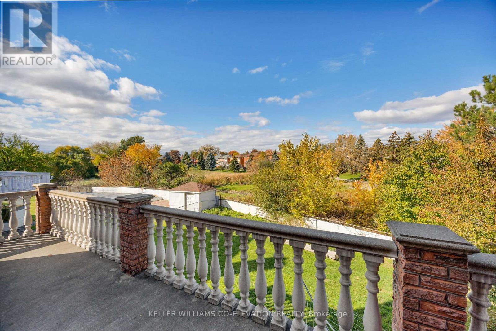 73 Queenston Crescent, Vaughan, ON - Outdoor