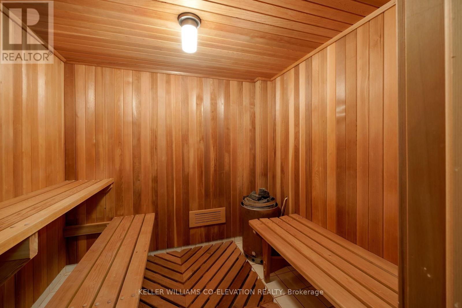 73 Queenston Crescent, Vaughan, ON - Indoor Photo Showing Other Room