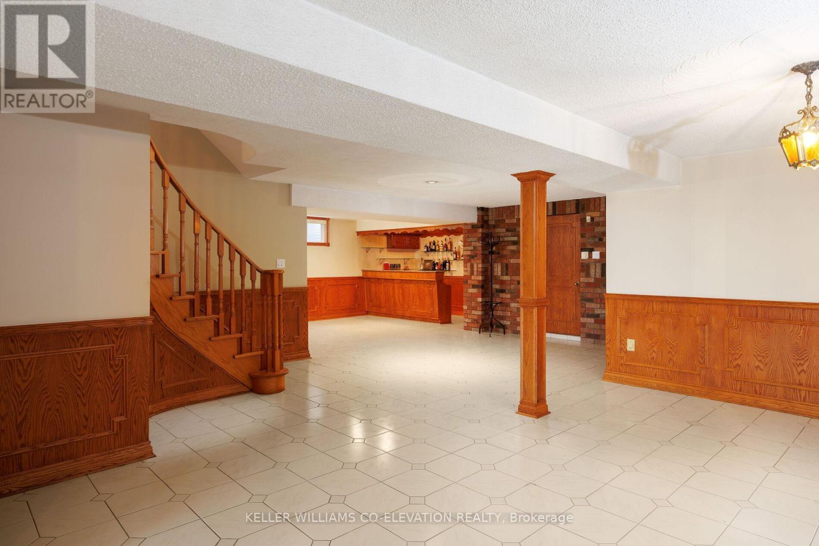73 Queenston Crescent, Vaughan, ON - Indoor Photo Showing Other Room