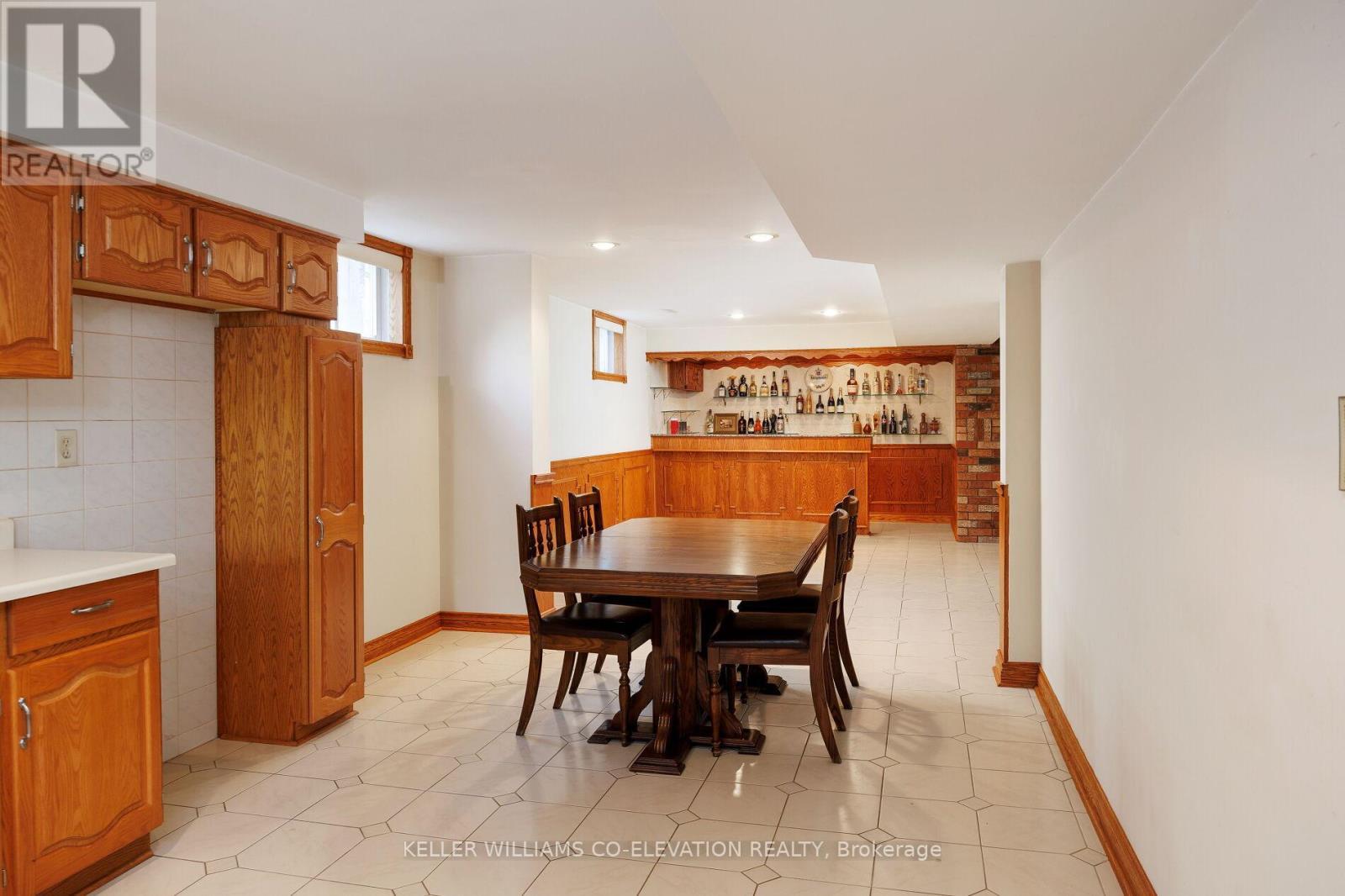 73 Queenston Crescent, Vaughan, ON - Indoor Photo Showing Dining Room