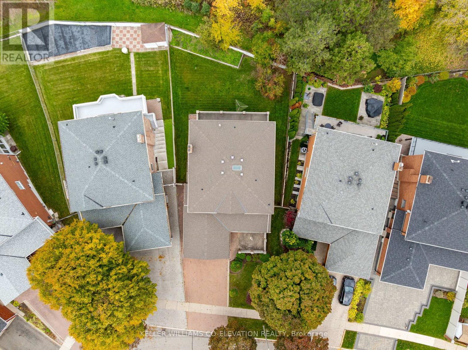 73 Queenston Crescent, Vaughan, ON - Outdoor