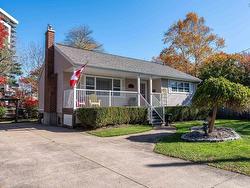 22 Douglas Crescent  Halifax, NS B3M 3E3