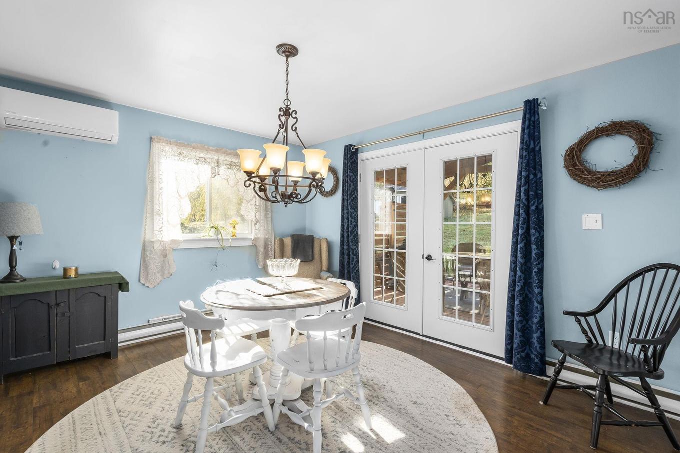 25 Maple Avenue, Hantsport, NS