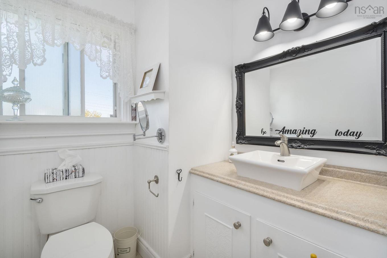 25 Maple Avenue, Hantsport, NS