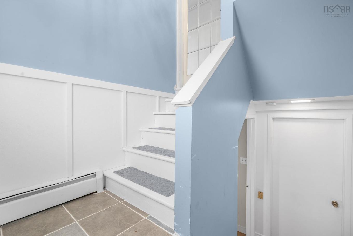 25 Maple Avenue, Hantsport, NS