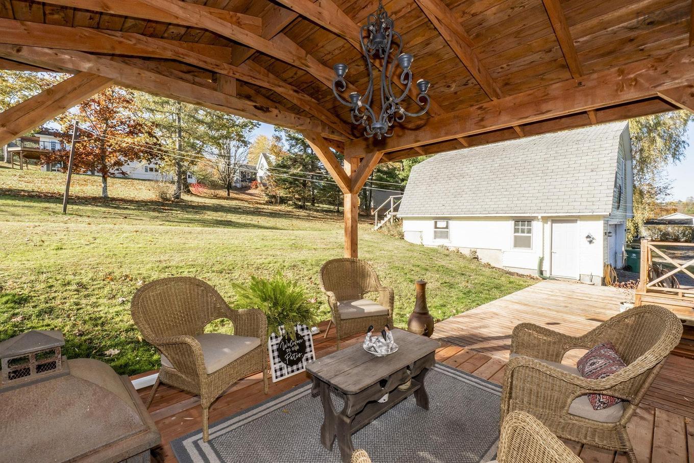 25 Maple Avenue, Hantsport, NS