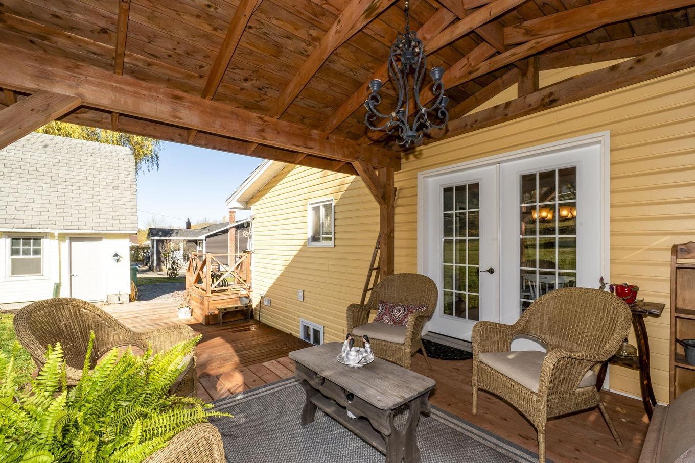 25 Maple Avenue, Hantsport, NS