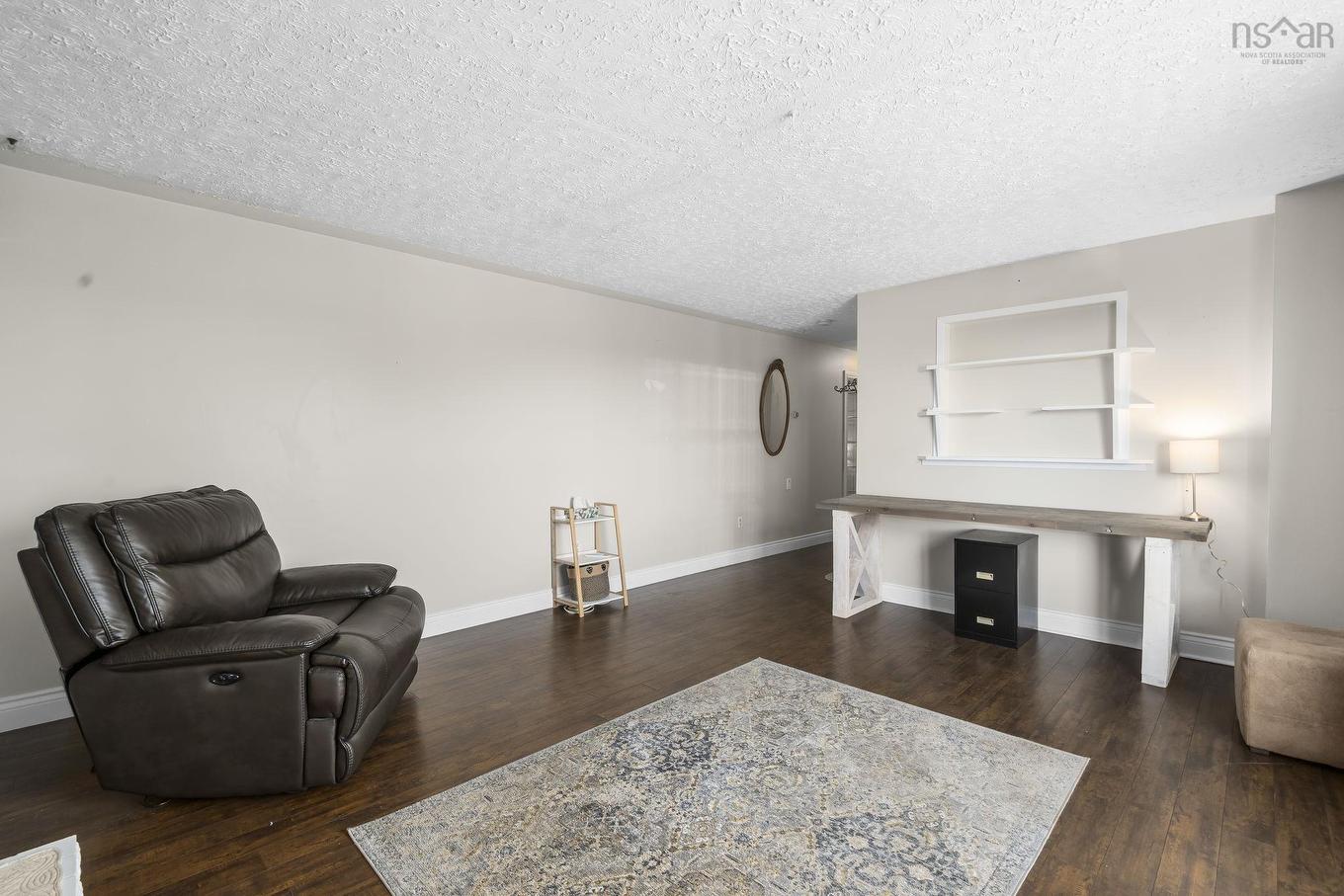 25 Maple Avenue, Hantsport, NS