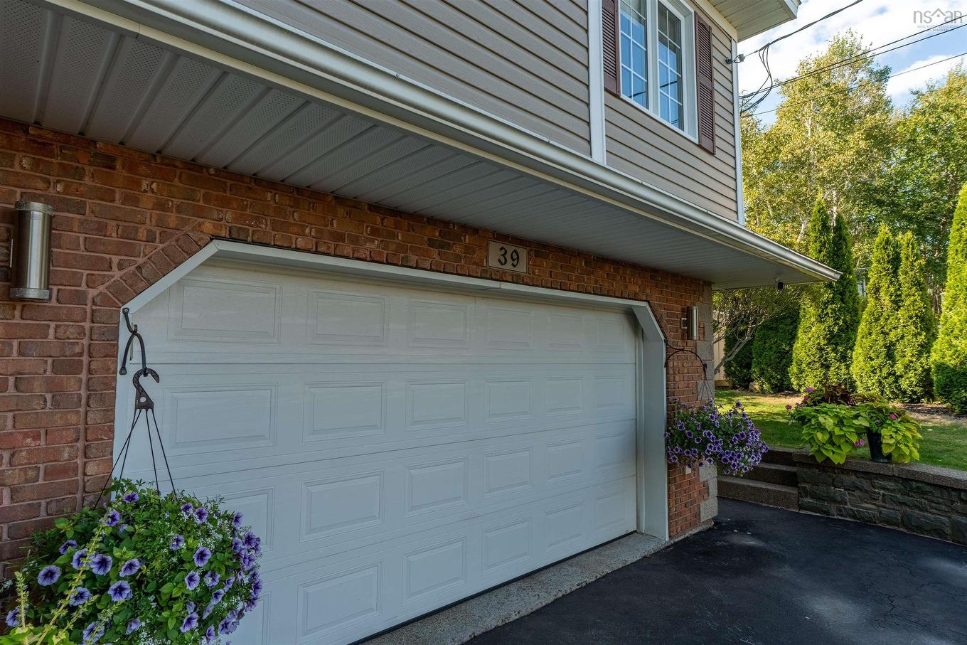 39 Hazelnut Court, Dartmouth, NS