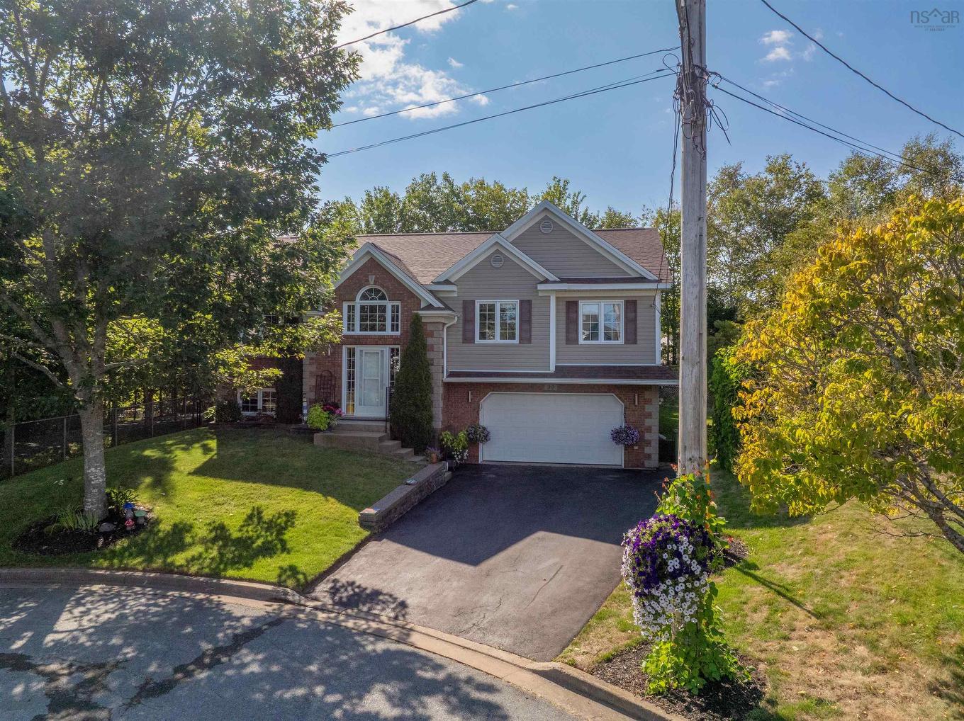 39 Hazelnut Court, Dartmouth, NS