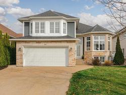 60 Ridgepark Lane  Halifax, NS B3N 3J2