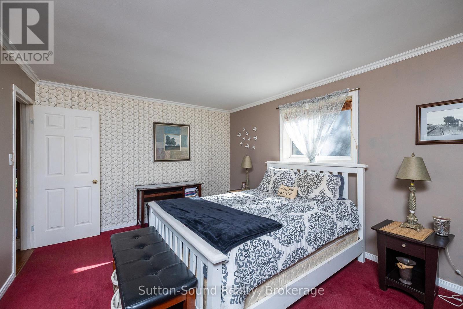 143659 15 Side Road E, Meaford, ON - Indoor Photo Showing Bedroom