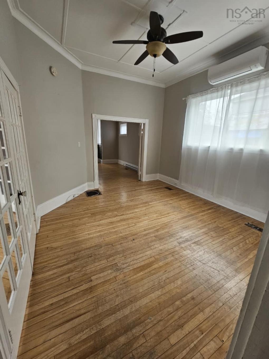 14 Prince Arthur Street, Amherst, NS