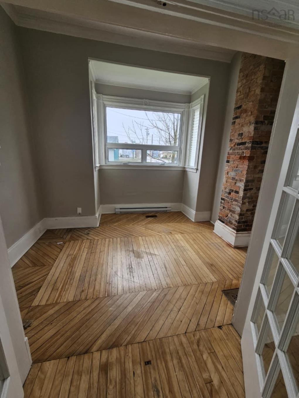 14 Prince Arthur Street, Amherst, NS