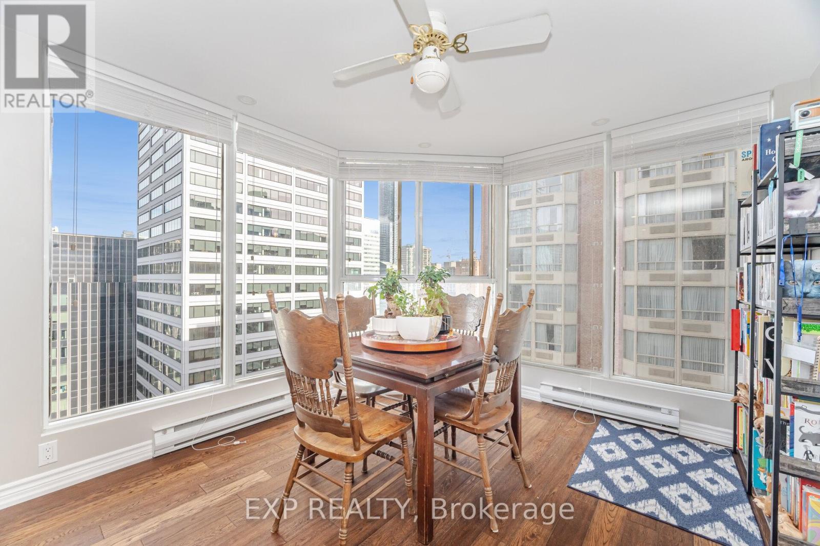 Floor to Ceiling Windows - 2007 - 55 Centre Avenue, Toronto, ON - Indoor Photo Showing Dining Room