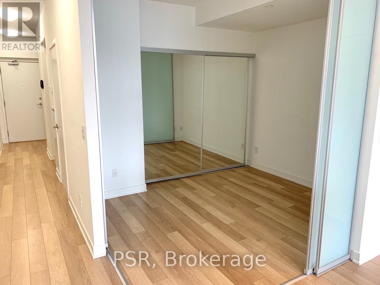 1708 - 210 Simcoe Street, Toronto, ON - Indoor Photo Showing Other Room