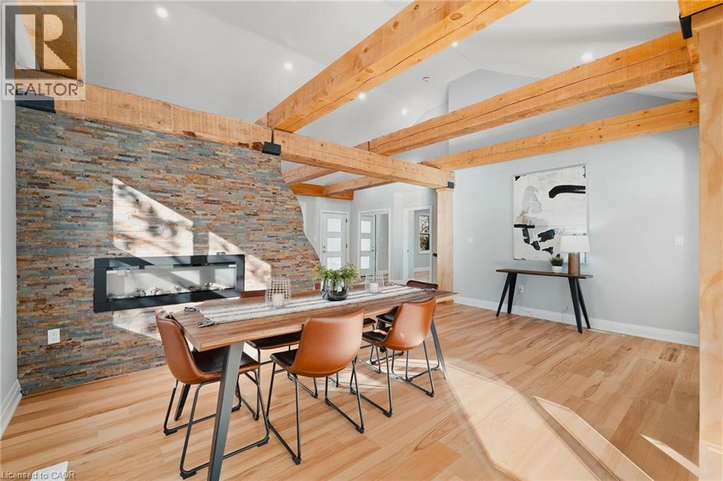 8 Talbot Street, Scotland, ON - Indoor Photo Showing Other Room